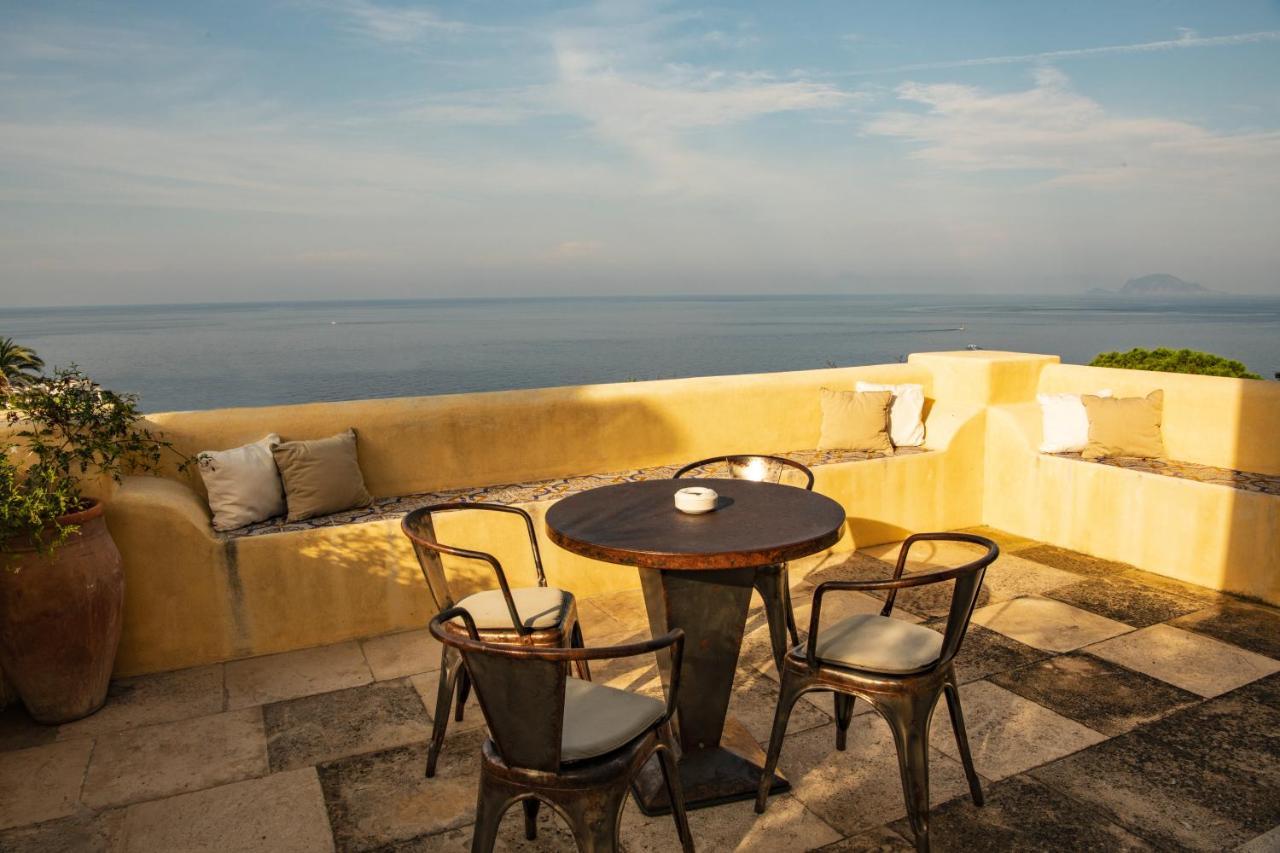 Hotel Signum Malfa  Bagian luar foto