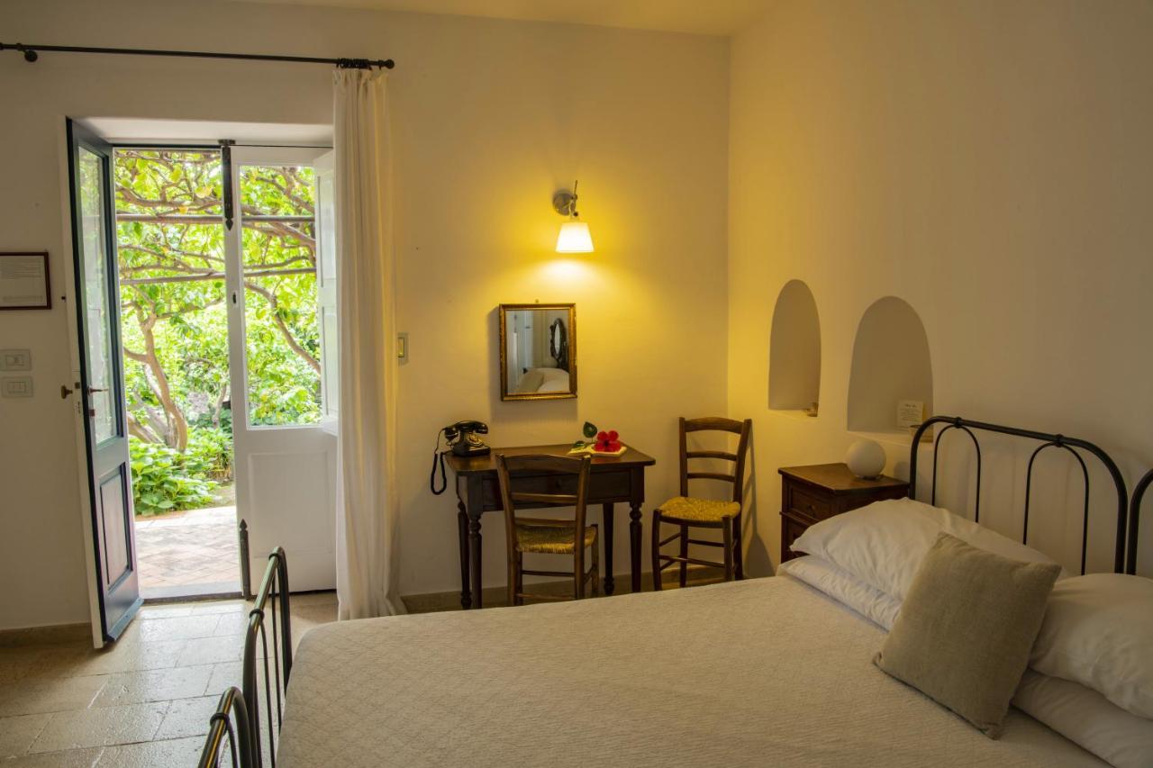 Hotel Signum Malfa  Bagian luar foto